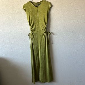 Green cut out midi dress by Donna Morgan, new with tags, size 4